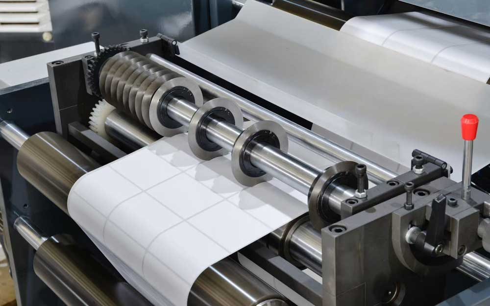 Rewinding-&-Paper-Tube-Cutting-Machine4