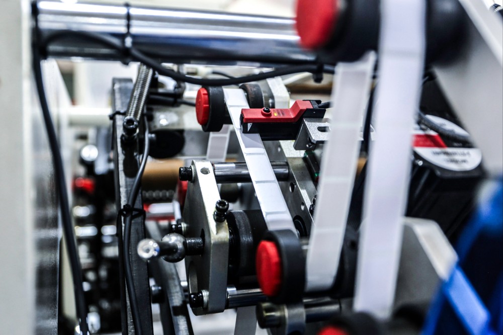 Multifunctional High-Efficiency Rewinder (3)